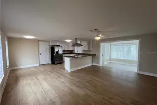 421 Adams Ct NW, Port Charlotte, FL 33952 - Photo 4