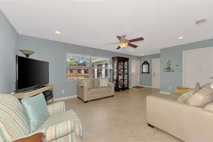 863 Kimball Rd, Venice, FL 34293 - Photo 8