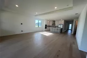 18460 Midsummer Pl, Venice, FL 34293 - Photo 22