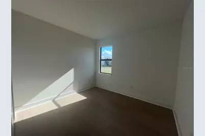 18460 Midsummer Place, Venice, FL 34293 - Photo 10