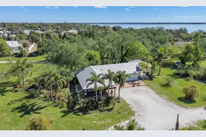 24257 Harborview Road, Port Charlotte, FL 33980 - Photo 2