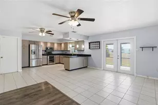 2499 Lake View Blvd, Port Charlotte, FL 33948 - Photo 8