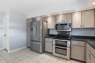 2499 Lake View Blvd, Port Charlotte, FL 33948 - Photo 10