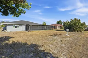 2499 Lake View Blvd, Port Charlotte, FL 33948 - Photo 32