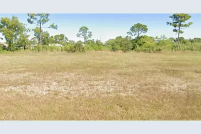 1811 NE 44th Street, Cape Coral, FL 33909 - Photo 2