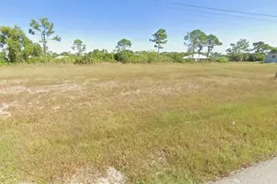 1811 NE 44th St, Cape Coral, FL 33909 - Photo 2