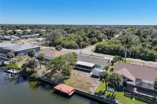 18366 Burkholder Cir, Port Charlotte, FL 33948 - Photo 42