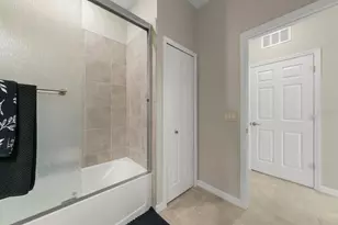 10812 Tarflower Dr, Venice, FL 34293 - Photo 36