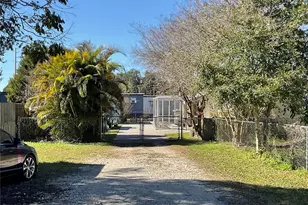 700 Jersey Ct, Dundee, FL 33838 - Photo 4