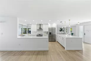 390 Capri Isles Ct, Punta Gorda, FL 33950 - Photo 10