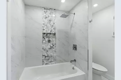 390 Capri Isles Court, Punta Gorda, FL 33950 - Photo 28