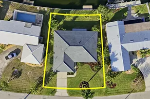 390 Capri Isles Ct, Punta Gorda, FL 33950 - Photo 44