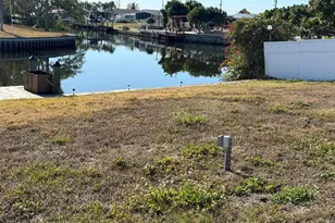 121 Carlisle Ave NW, Port Charlotte, FL 33952 - Photo 26