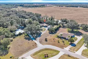 3576 SE Montgomery Cir, Arcadia, FL 34266 - Photo 2