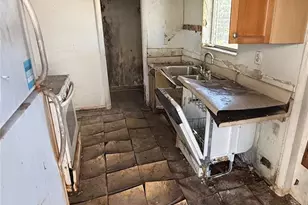 21339 Austin Ave, Port Charlotte, FL 33952 - Photo 8