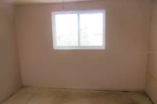 3024 Williamsburg St, Sarasota, FL 34231 - Photo 10