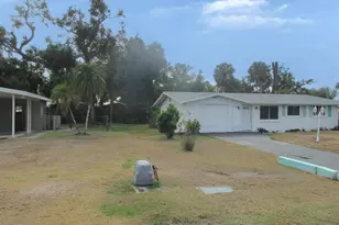 3024 Williamsburg St, Sarasota, FL 34231 - Photo 14