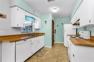 3057 Pellam Blvd, Port Charlotte, FL 33948 - Photo 10
