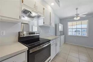 11644 SW Egret Cir, Lake Suzy, FL 34269 - Photo 18