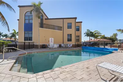 3334 Purple Martin Drive #215, Punta Gorda, FL 33950 - Photo 4