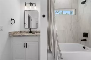 27141 Alhambra Dr, Punta Gorda, FL 33955 - Photo 10