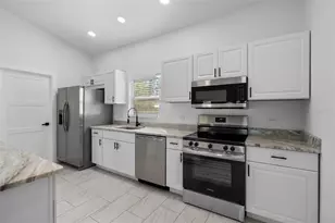 27141 Alhambra Dr, Punta Gorda, FL 33955 - Photo 18