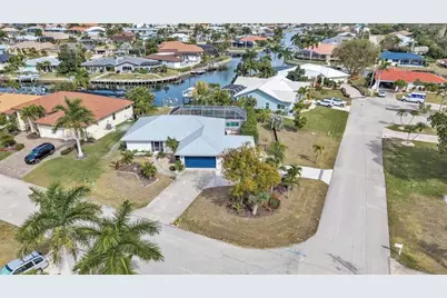 840 Via Tunis, Punta Gorda, FL 33950 - Photo 1