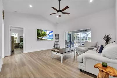 840 Via Tunis, Punta Gorda, FL 33950 - Photo 6