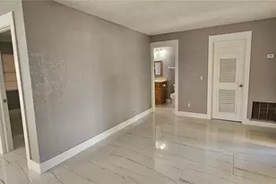 606 SE 13th Ct, Cape Coral, FL 33990 - Photo 10