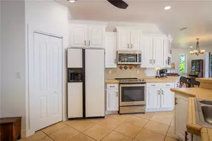 3656 Peace River Dr, Punta Gorda, FL 33983 - Photo 10