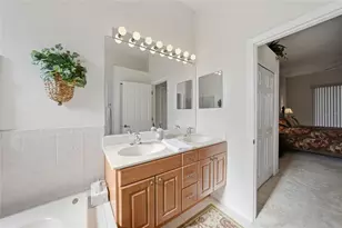 1923 Coconut Palm Cir, North Port, FL 34288 - Photo 18