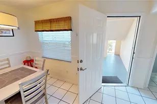 12144 SW Egret Cir, Lake Suzy, FL 34269 - Photo 6