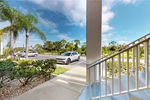 12144 SW Egret Cir, Lake Suzy, FL 34269 - Photo 2