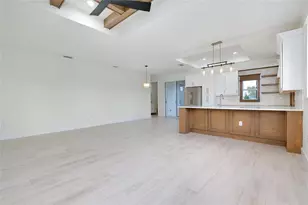 338 San Marie Dr, Punta Gorda, FL 33950 - Photo 8