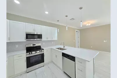 1219 Hibiscus Avenue, Lehigh Acres, FL 33972 - Photo 8