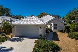 1029 Harbor Town Dr, Venice, FL 34292 - Photo 1