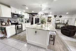 319 Kindred Blvd, Port Charlotte, FL 33954 - Photo 12