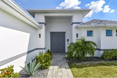1107 NW 7th Place, Cape Coral, FL 33993 - Photo 4