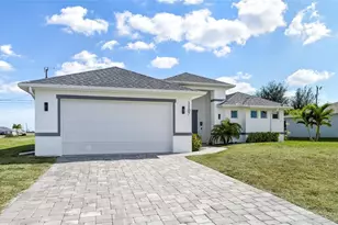 1107 NW 7th Pl, Cape Coral, FL 33993 - Photo 2