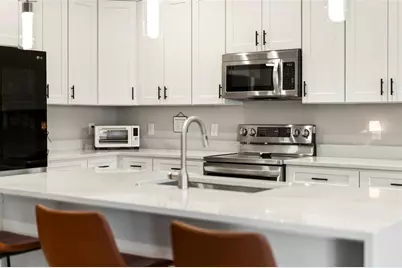 1107 NW 7th Place, Cape Coral, FL 33993 - Photo 10