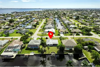 2031 SE 25th Lane, Cape Coral, FL 33904 - Photo 34