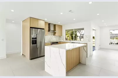 2031 SE 25th Lane, Cape Coral, FL 33904 - Photo 10