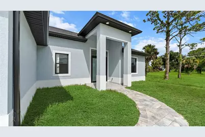 9 Tee View Road, Rotonda West, FL 33947 - Photo 2