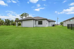 9 Tee View Rd, Rotonda West, FL 33947 - Photo 38