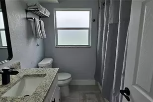251 SE 46th St, Cape Coral, FL 33904 - Photo 10