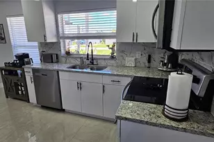 251 SE 46th St, Cape Coral, FL 33904 - Photo 28