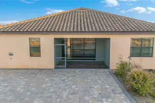 13634 Vancanza Dr, Venice, FL 34293 - Photo 8