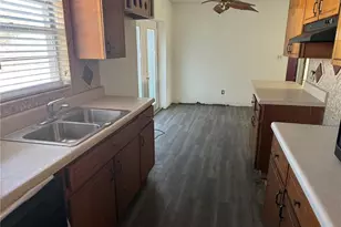 1129 SW Golden Ave, Arcadia, FL 34266 - Photo 8