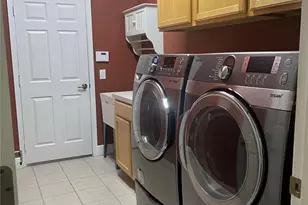 7898 Kavanagh Ct, Sarasota, FL 34240 - Photo 14