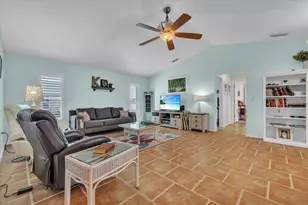 12605 SW Kings Row, Lake Suzy, FL 34269 - Photo 18